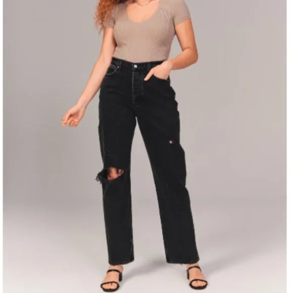 NWT The Dad High Rise black with distressed knee size 26 Short (2S)